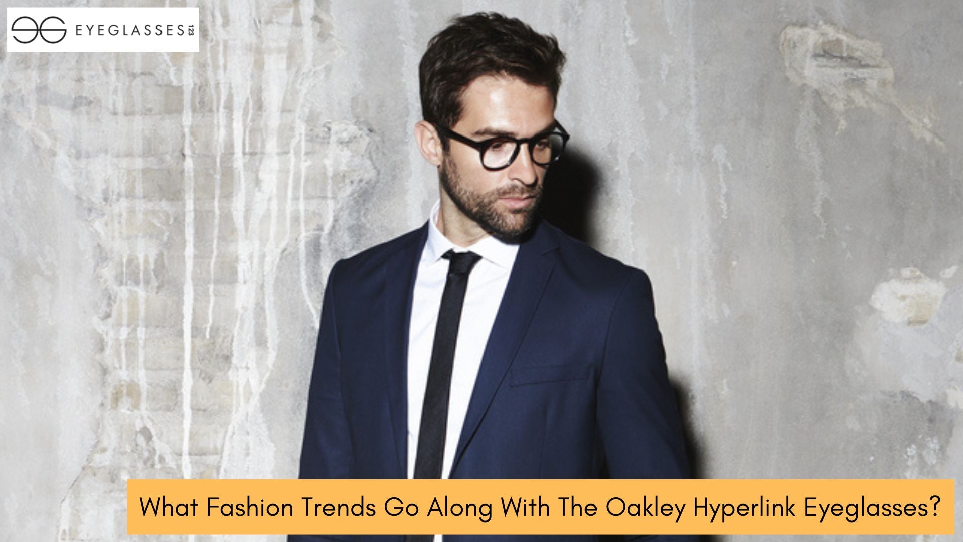 What Fashion Trends Go Along With The Oakley Hyperlink Eyeglasses?
