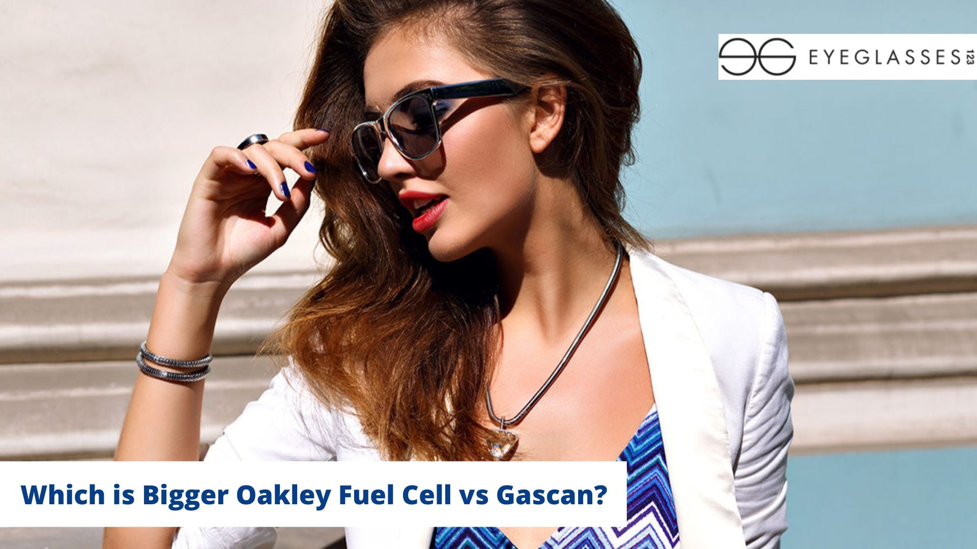 Which is Bigger Oakley Fuel Cell vs Gascan?